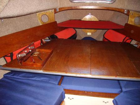 20090725_ChartTables_3_JonnyMoore