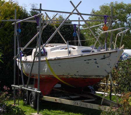 20090804_SeaSpriteBeforeLift_MartinHudson